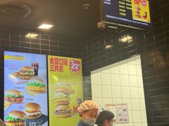 -麦当劳(凯德MALL太阳宫店)