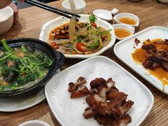 -裕记烧腊连锁餐饮(国商分店)