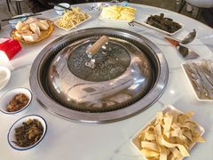-丹水桥地锅鱼·翘嘴鲌·地方特色全鱼宴(丹江口大坝店)