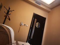 -香水足浴•按摩•SPA•汤泉会馆(南岗花园街店)