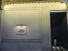 -THE OLD HOUSE酒吧
