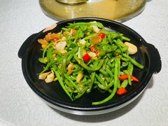砂锅扁豆丝-辣婆婆(航天桥店)