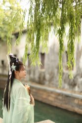 -一揽芳华汉服旗袍体验馆(拙政园店)