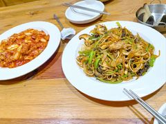 -百年石锅饭·朝鲜族传统民餐