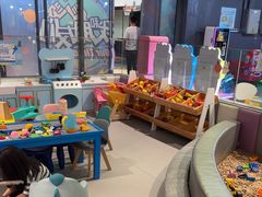 -萨卡屋亲子乐园·餐厅(龙山万物工场店)