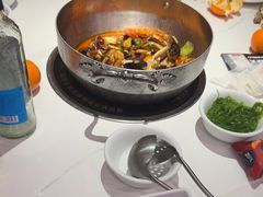 -七欣天香辣蟹火锅(闵行浦江欢乐颂店)