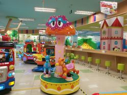 -莫莉幻想儿童乐园(武汉经开永旺店)