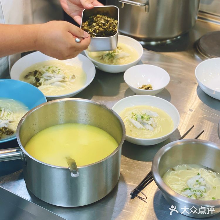 厨房生活记录｜一碗黄鱼面的诞生