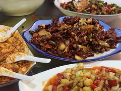 -洪霞餐馆