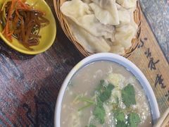 -老东门糁烫面角总店