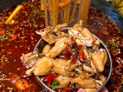 -鸿顺老铁锅美蛙鱼府(解放碑店)