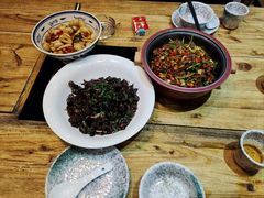 -萬家灯火·私房湘菜·22年老手艺(南岭大道店)