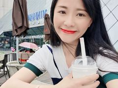 -瑞幸咖啡(凯德龙之梦莘庄店)