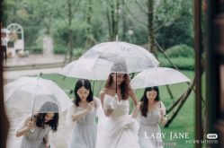 -Lady  Jane高端婚纱礼服馆