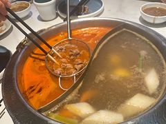 -左庭右院鲜牛肉火锅(金山万达店)