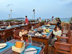 -渔家火锅·海鲜自助餐·演艺(亚龙湾天域酒店)