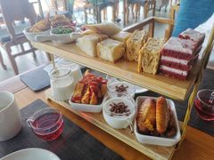 -四月吧餐厅(正阳步行街店)