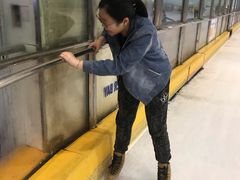 -正佳冰河湾真冰滑冰场