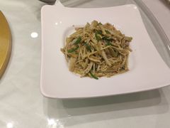 -金时代顺风大酒店(临港百联店)