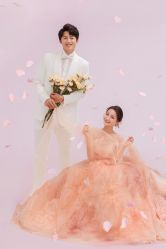-挪娅婚纱摄影皇家会所