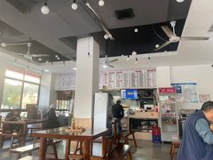 -裕新楼粉面馆·石磨手工粉(四方坪店)