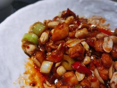 宫保鸡丁-麻六记(凤凰汇店)