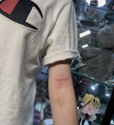 -木子·纹身店TATTOO穿孔·洗纹身