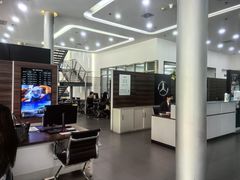 -奔驰利星行(北京花乡店)