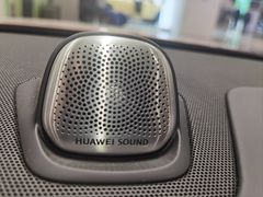 -华为授权体验店(中山公园来福士)