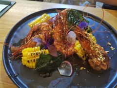 惹味胡椒虾配烤玉米-CHILLAX轻乐时(侨建·Hi City店)