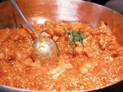 铜锅油焖鸡-Ameigo梅果·云贵川bistro(长宁来福士店)