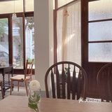开在老社区的咖啡店，感受慢节奏生活。