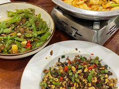 -湖南人家湘菜馆(镇江路店)