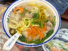 -长人馄饨铺(解放街店)