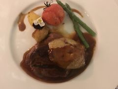 波尔多鹅肝批配时蔬-马克西姆餐厅(崇文门店)