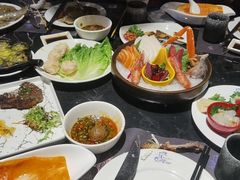-小天鹅戴斯酒店鲸鲨百汇创作料理