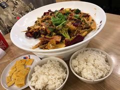 -拿渡·水煮鱼麻辣香锅(王府井奥莱·香江小镇店)