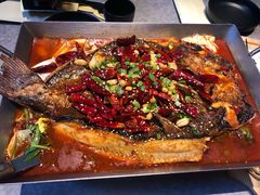 -鸣记脆皮烤鱼·海鲜烤鱼(三八广场店)
