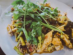 -老鼎万春卤菜(五代传承创始老店)