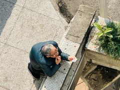 -白象居