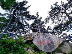 -罗田薄刀峰风景区