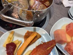 -金滏山·烤肉海鲜火锅自助(襄阳万达店)