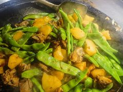 -闯关东东北农家菜(崂山石老人店)