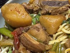 -牛一嘴·兰州牛肉面·大盘鸡(财富中心店)