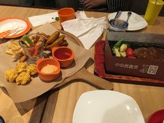 -必胜客(中大银泰店)