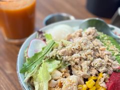 牛油果金枪鱼鸡肉poke-POKEE VIA&Brunch·维娅(重庆来福士店)