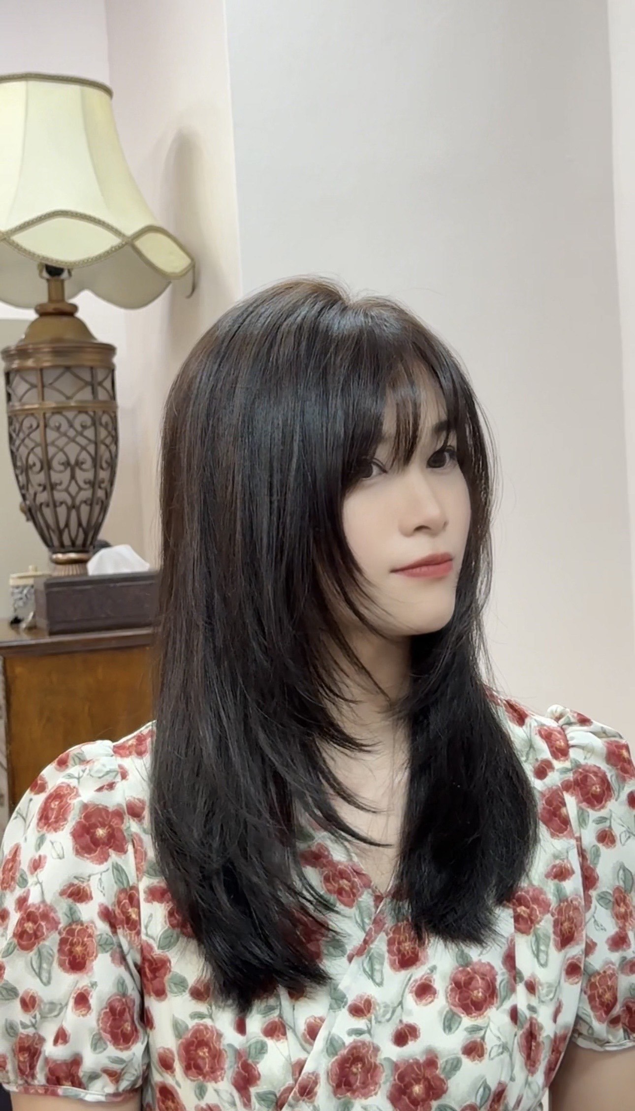 简单又百搭的边缘层次发型