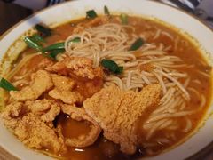 香辣小锅米线-叁窝雀·云南小锅米线(万象汇店)