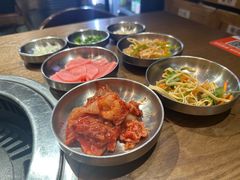 -香猪坊韩国烤肉专属门店(魏公村店)
