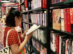 -西西弗书店&矢量咖啡(壹方购物中心店)